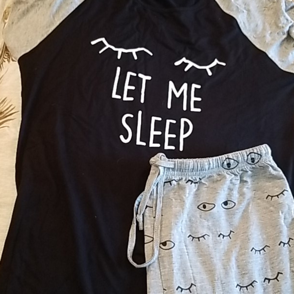 Let me sleep - Picture 4 of 4